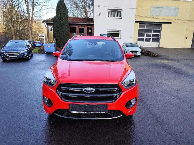 Gebraucht Ford Kuga ST-Line 150 PS (110 kW) 2018 Racerot SUV