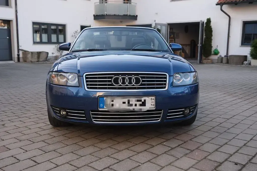 Occasion Audi A4 Cabriolet Performance 163 ch (119 kW) 2004 Bleue Cabriolet