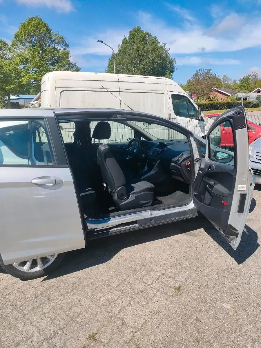 Gebraucht Ford B-MAX 101 PS (74 kW) 2013 Silber Van / Kleinbus