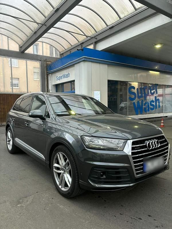 Gebraucht Audi Q7 S-Line 272 PS (200 kW) 2016 Grau SUV