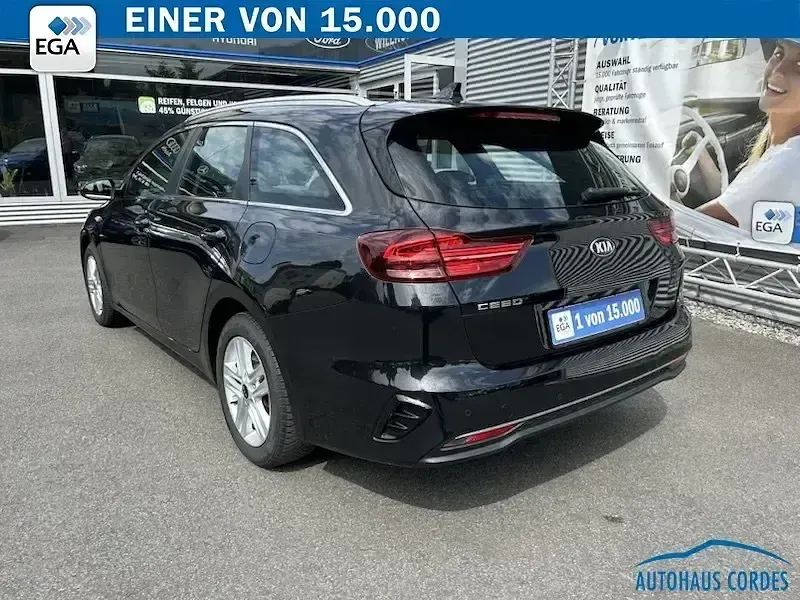 Gebraucht Kia Ceed Vision 136 PS (100 kW) 2020 Schwarz Kleinwagen