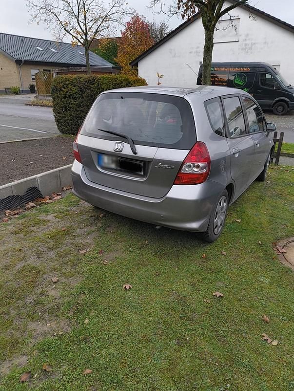 Gebraucht Honda Jazz 78 PS (57 kW) 2005 Grau Kleinwagen