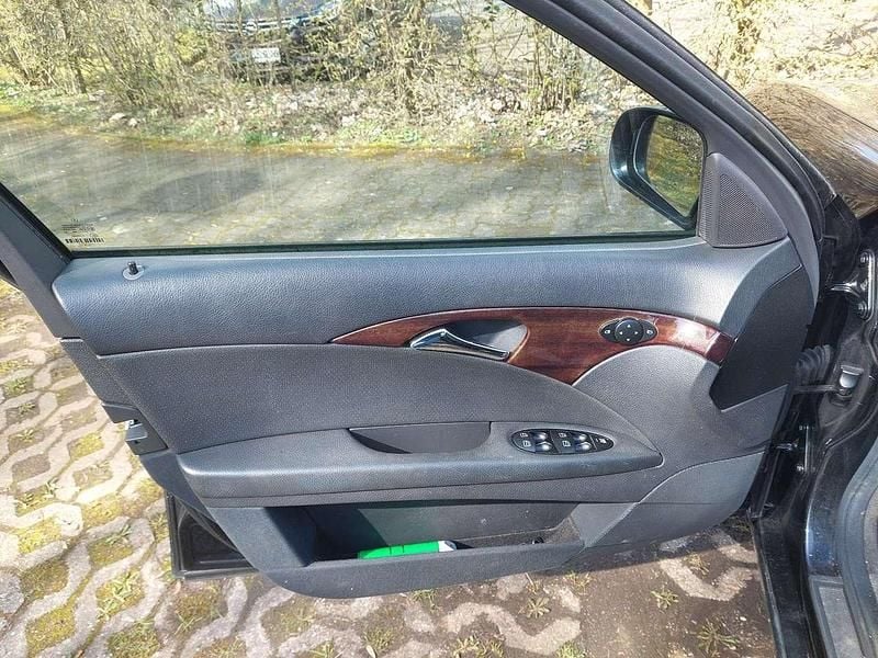 Gebraucht Mercedes E220 Avantgarde 150 PS (110 kW) 2006 Limousine