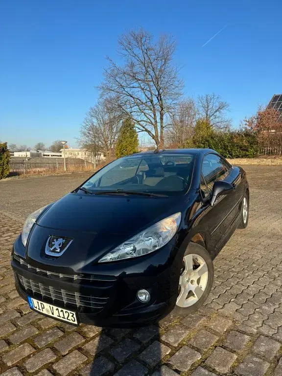 Gebraucht Peugeot 207 CC Filou 120 PS (88 kW) 2011 Schwarz Cabrio