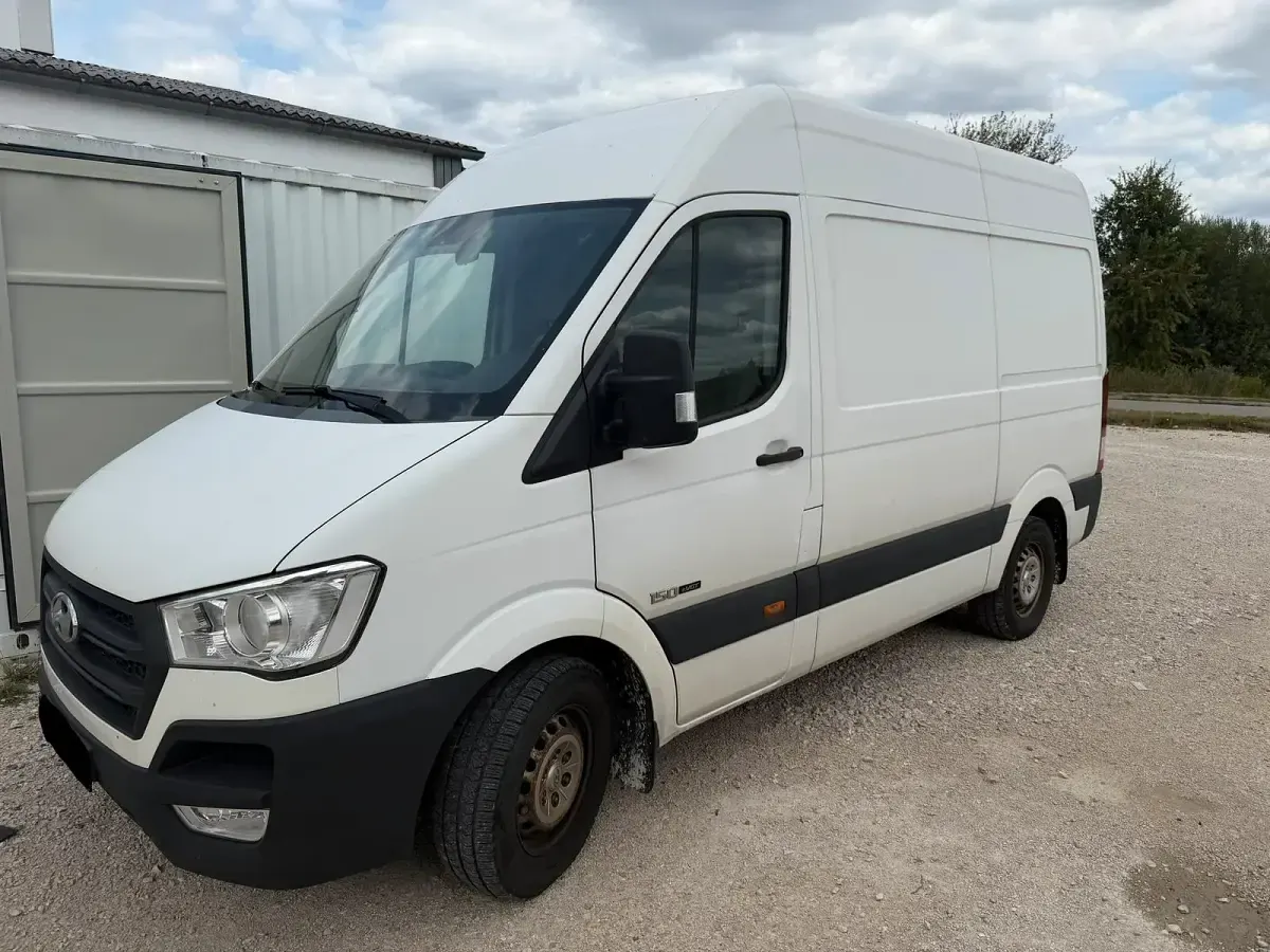 Gebraucht Hyundai H 350 150 PS (110 kW) 2017 Weiß Van