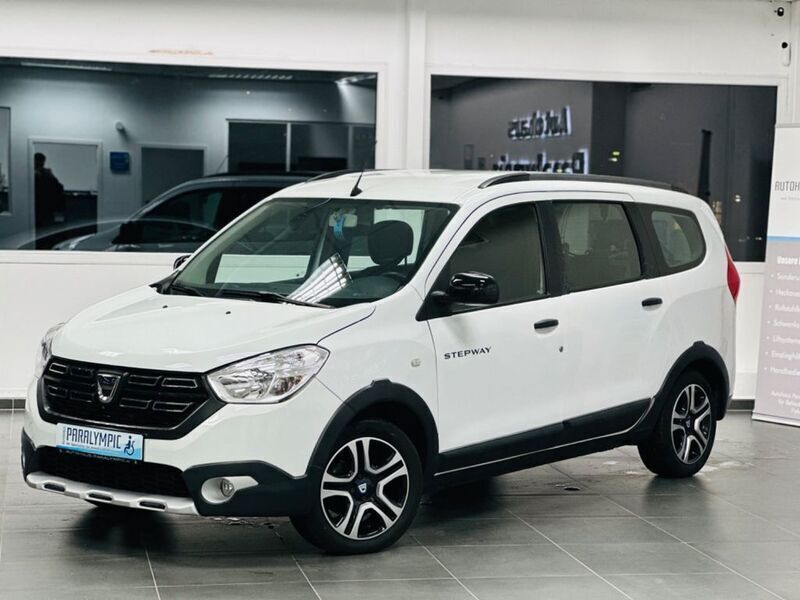 Gebraucht Dacia Lodgy Stepway 131 PS (96 kW) 2020 Weiß Van / Kleinbus