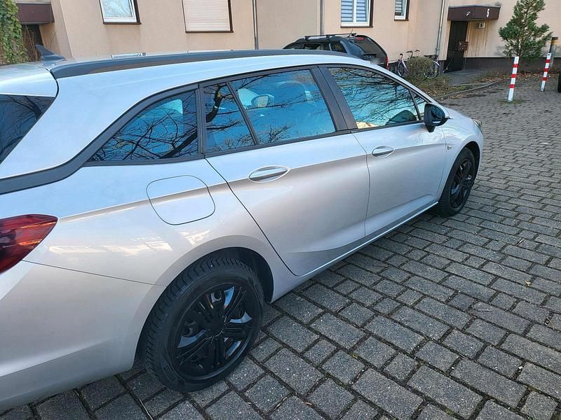 Gebraucht Opel Astra 136 PS (100 kW) 2016 Silber Kombi