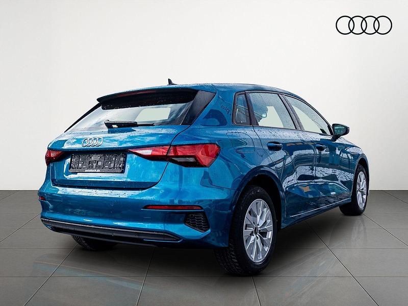 Gebraucht Audi A3 Design 204 PS (150 kW) 2022 Blau Limousine