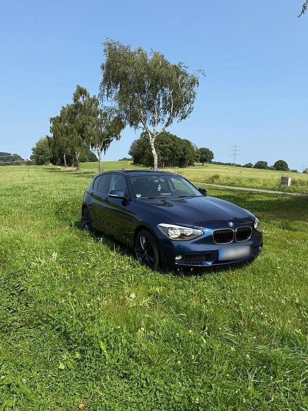 Second-hand BMW 118 143 CP (105 kW) 2012 Albastru Hatchback