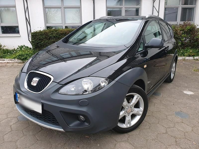 Schwarz Gebraucht 2007 Seat Altea XL Van / Kleinbus | 2.700 € (Fairer Preis) - Bild 1/4