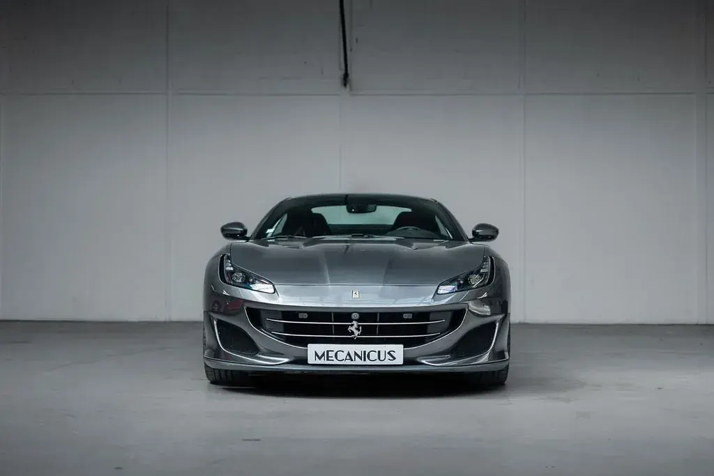 Gebraucht Ferrari Portofino 600 PS (441 kW) 2019 Grau Cabrio