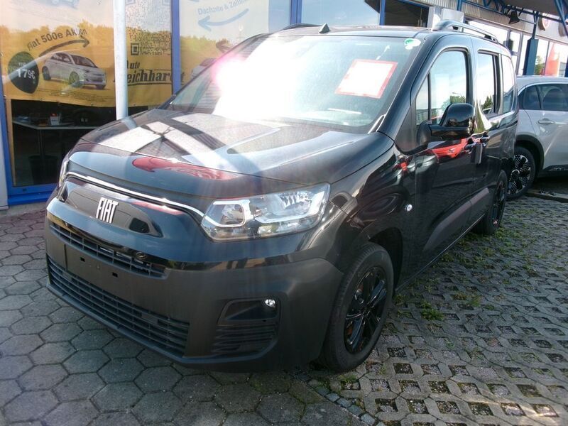 Maestrograu Gebraucht 2023 Fiat e-Doblò Launch Edition Van / Kleinbus | 25.980 € (Fairer Preis) - Bild 1/4