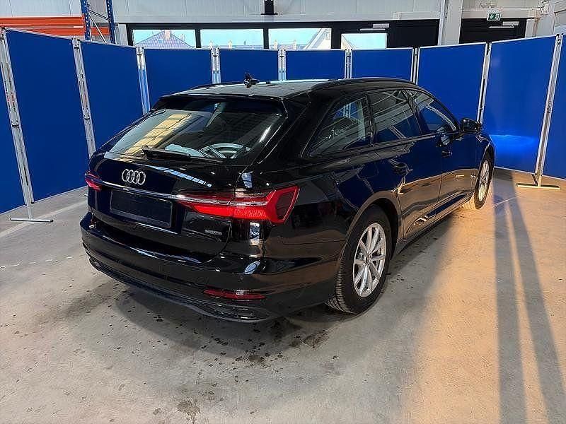 Gebraucht Audi A6 Sport 204 PS (150 kW) 2024 Black metallic Kombi