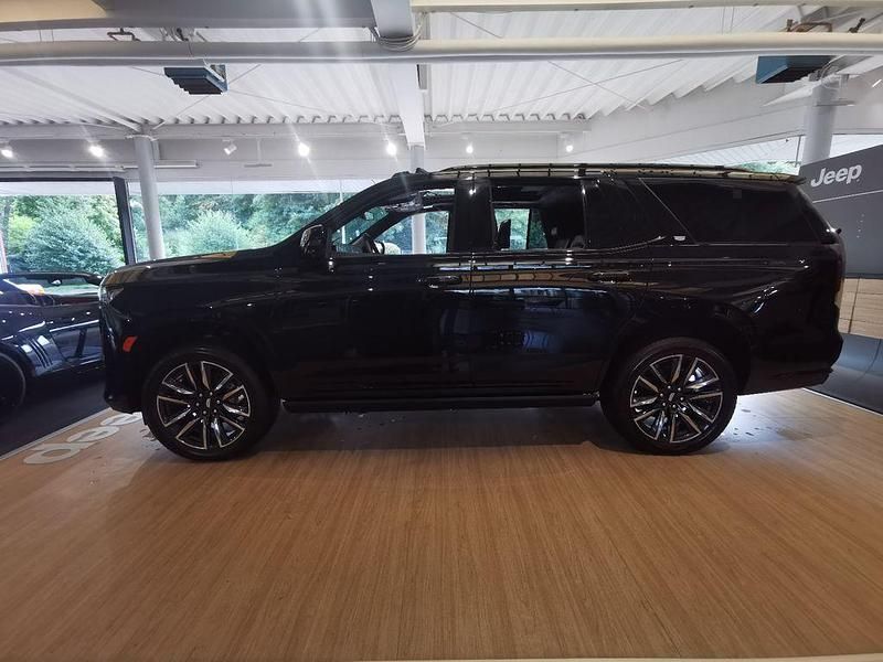 Neu Cadillac Escalade 426 PS (313 kW) 2025 Schwarz SUV