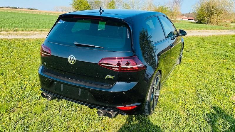 Gebraucht VW Golf VII GTI 370 PS (272 kW) 2015 Schwarz Limousine