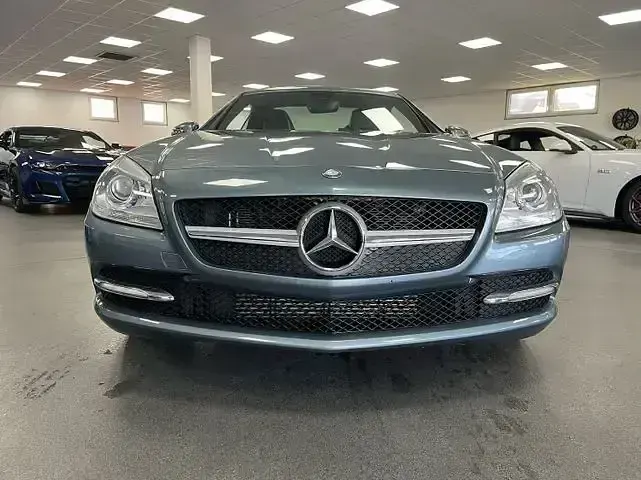 Gebraucht Mercedes SLK250 204 PS (150 kW) 2012 Blau Cabrio