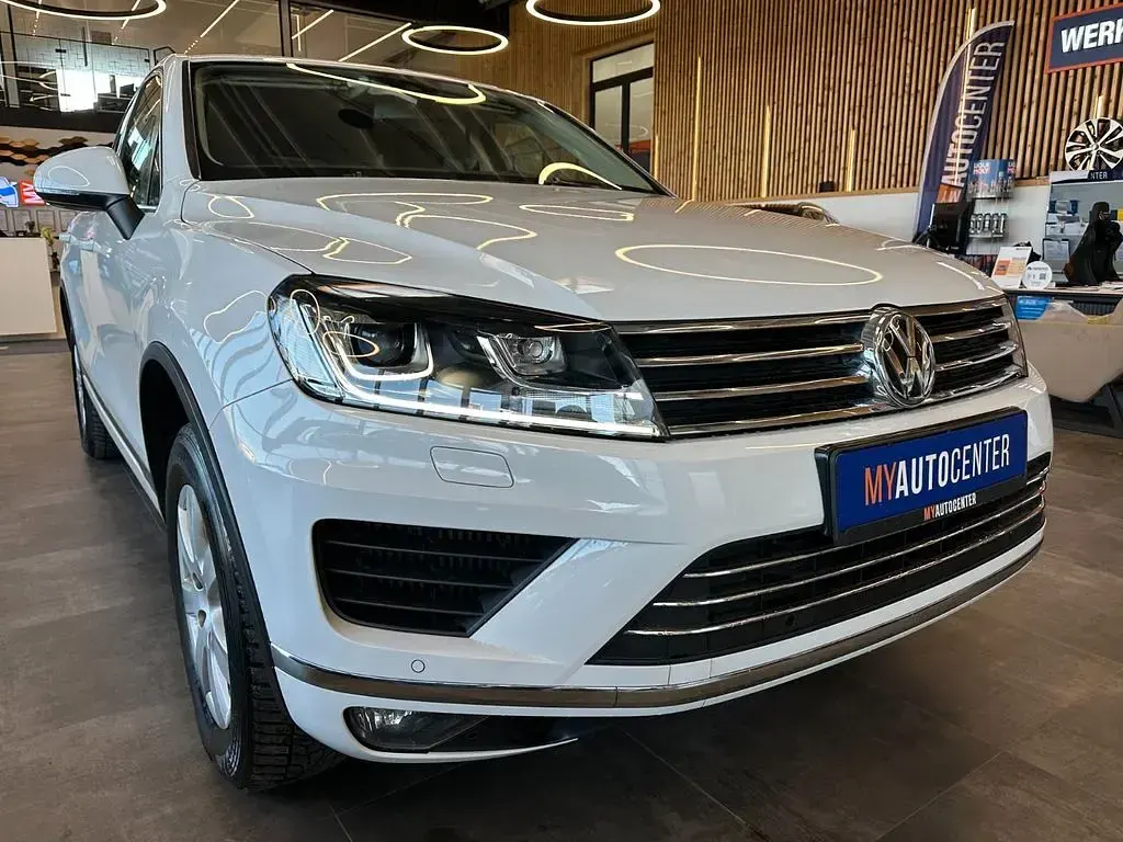 Gebraucht VW Touareg Terrain Tech 262 PS (192 kW) 2015 Weiß SUV