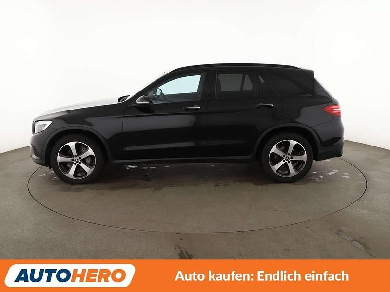 Gebraucht Mercedes GLC250 Exclusive 204 PS (150 kW) 2018 Obsidianschwarz SUV