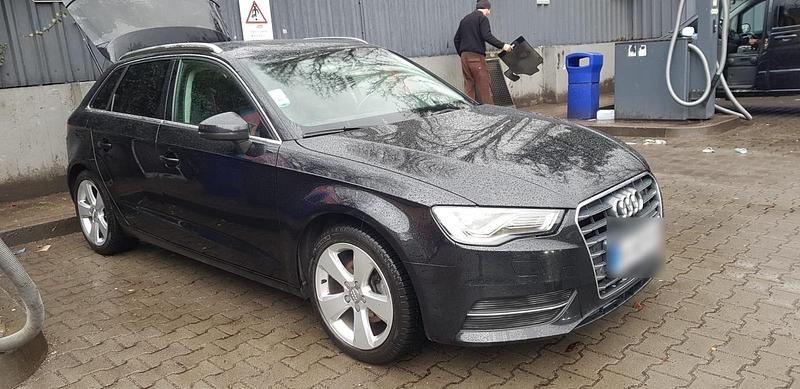 Gebraucht Audi A3 Sportback 122 PS (89 kW) 2014 Kleinwagen