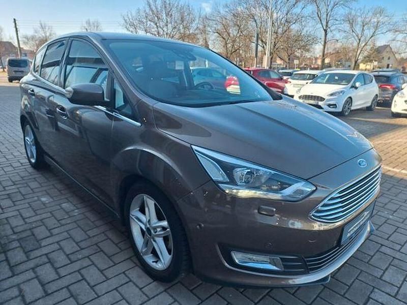 Gebraucht Ford C-MAX Titanium 150 PS (110 kW) 2018 Braun Van / Kleinbus