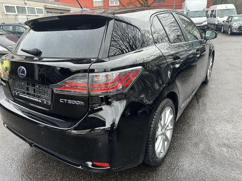 Gebraucht Lexus CT200h Dynamic Line 99 PS (72 kW) 2011 Schwarz Limousine