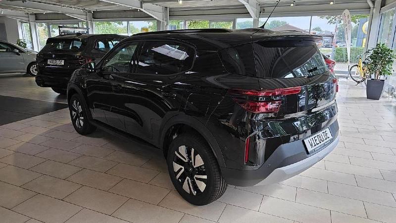 Neu Opel Frontera 136 PS (100 kW) 2025 SUV