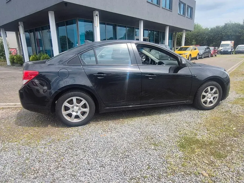 Gebraucht Chevrolet Cruze LT 163 PS (119 kW) 2013 Carbon flash (metallic) Limousine