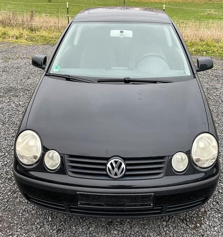 Gebraucht VW Polo 58 PS (42 kW) 2002 Schwarz Kleinwagen