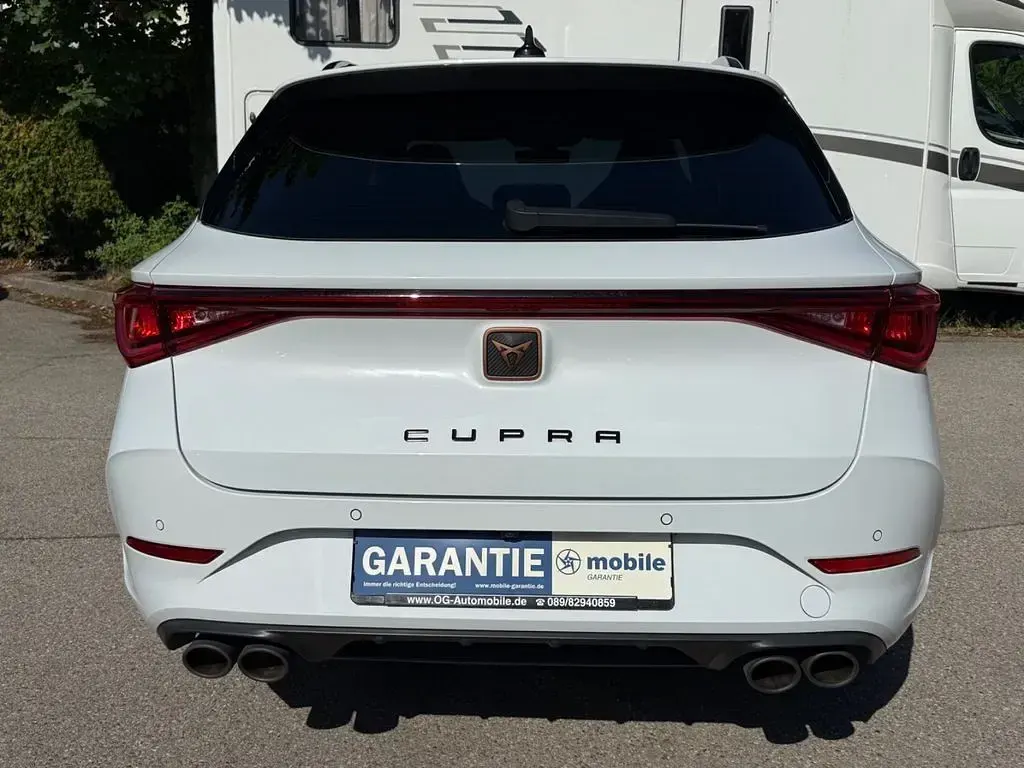 Gebraucht Cupra Leon VZ 310 PS (228 kW) 2022 Weiß Limousine
