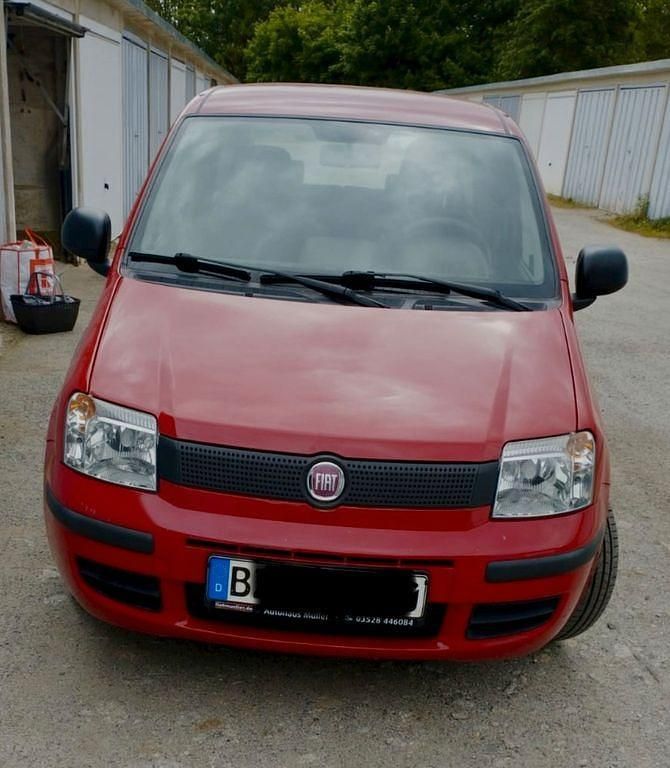 Rot Gebraucht 2011 Fiat Panda Kleinwagen | 3.290 € (Fairer Preis) - Bild 1/4