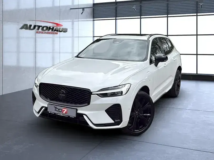 Gebraucht Volvo XC60 Plus 349 PS (256 kW) 2025 Weiß SUV