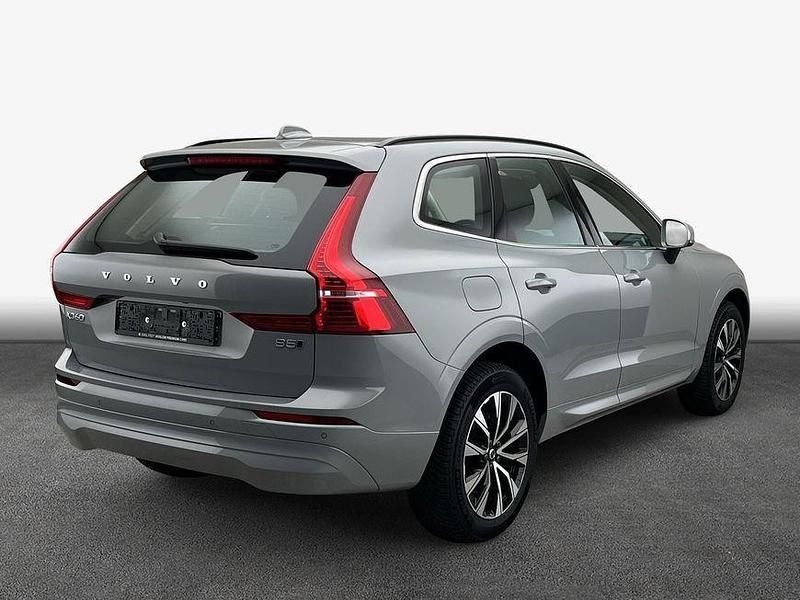 Gebraucht Volvo XC60 Core 250 PS (183 kW) 2024 Grau SUV