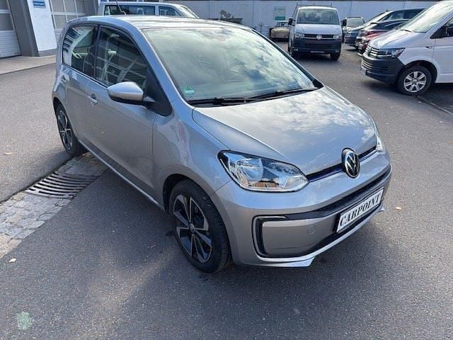 Second-hand VW e-up! 66 kW (90 CP) 2021 Argintiu Hatchback