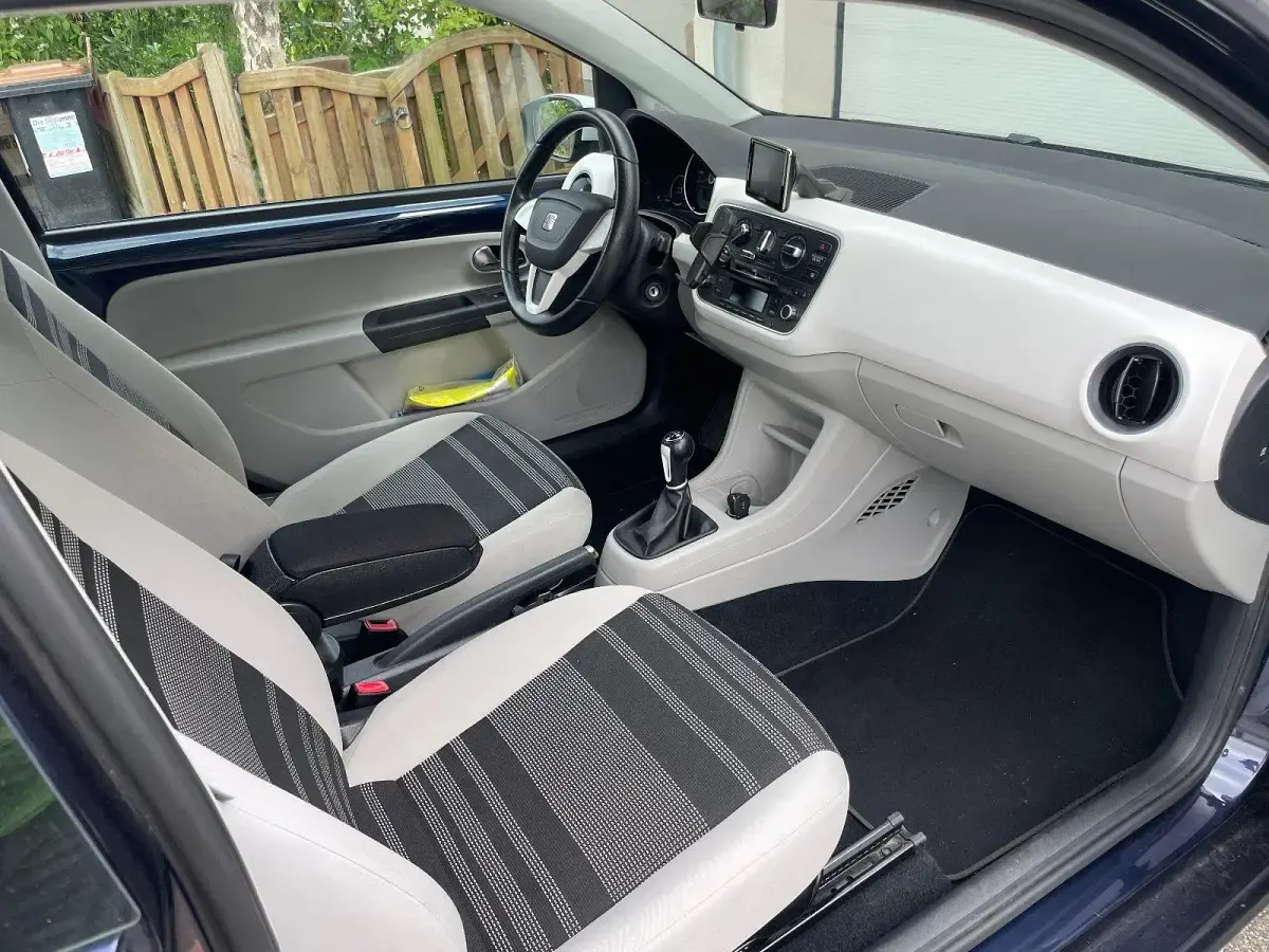 Gebraucht Seat Mii Style 75 PS (55 kW) 2013 Blau Kleinwagen