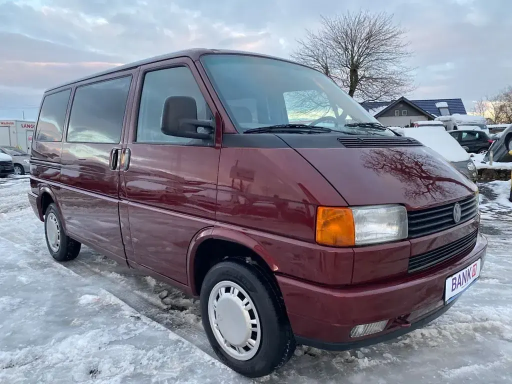 Second-hand VW Caravelle 77 CP (56 kW) 1992 Roșu Van