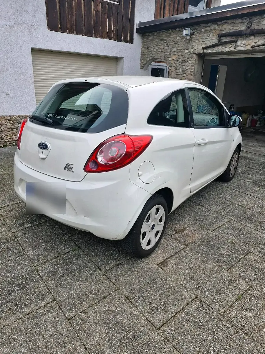 Gebraucht Ford Ka 70 PS (51 kW) 2010 Weiß Kleinwagen