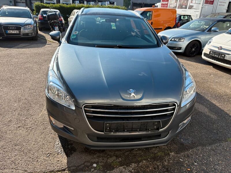 Grau Gebraucht 2013 Peugeot 508 Business-Line Kombi | 3.699 € (Guter Preis) - Bild 1/4