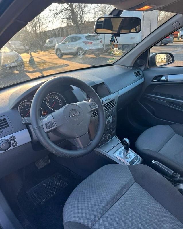 Gebraucht Opel Astra 110 PS (80 kW) 2004 Blau Kleinwagen