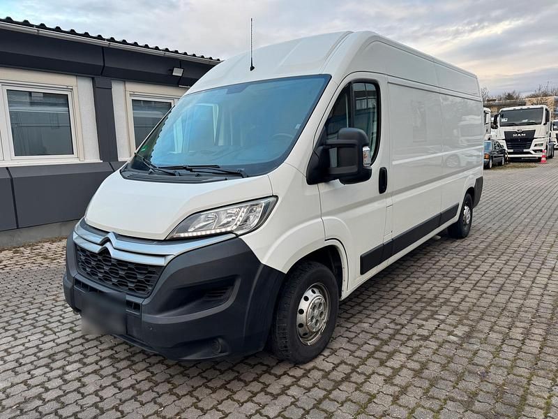 Weiß Gebraucht 2020 Citroën Jumper Van / Kleinbus | 14.900 € (Superpreis) - Bild 1/4