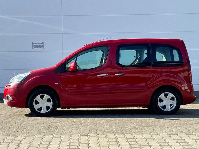 Gebraucht Citroën Berlingo 92 PS (67 kW) 2015 Rot Van / Kleinbus