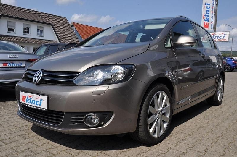 Braun Gebraucht 2013 VW Golf Highline Limousine | 9.500 € (Superpreis) - Bild 1/4