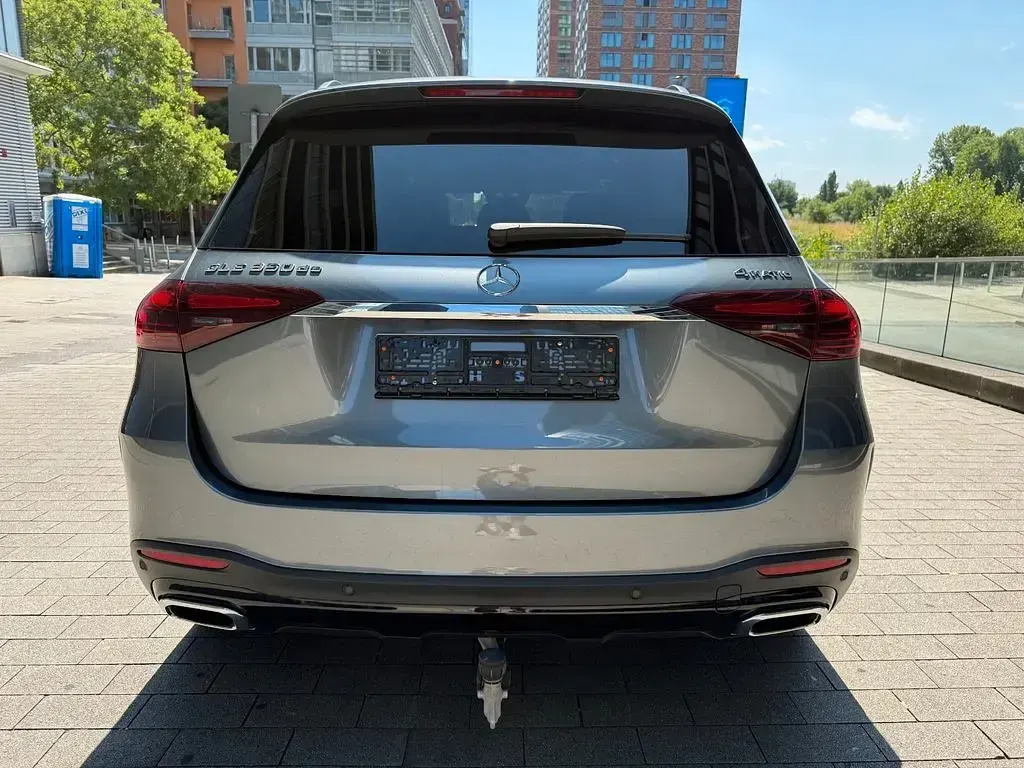 Gebraucht Mercedes GLE350 de AMG 333 PS (244 kW) 2024 Grau SUV