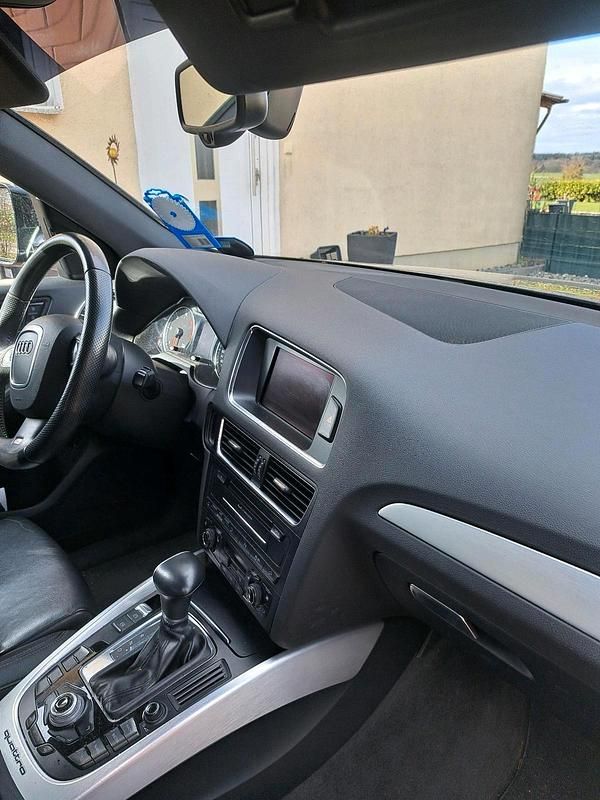 Gebraucht Audi Q5 S-Line 170 PS (125 kW) 2011 Schwarz SUV