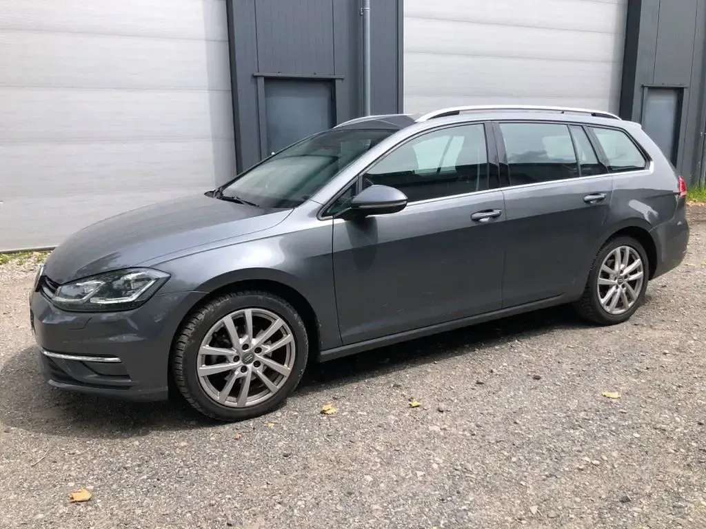 Gebraucht VW Golf VII Highline 150 PS (110 kW) 2017 Grau Kombi
