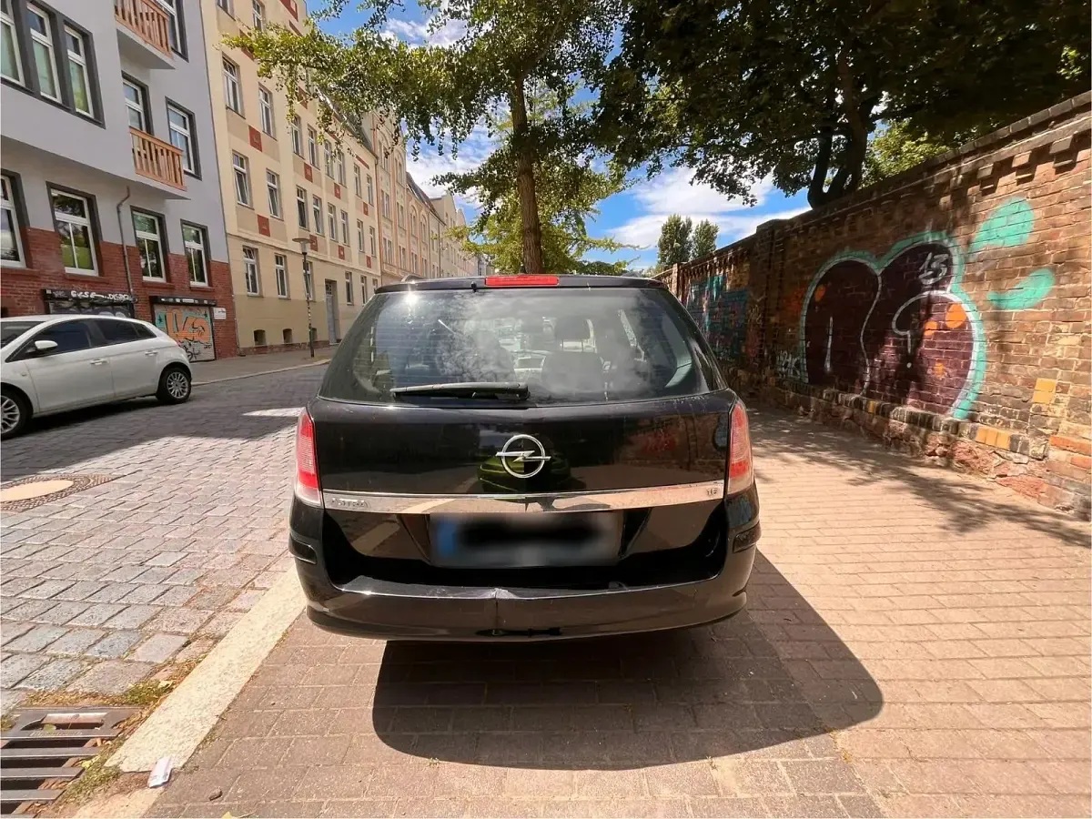 Gebraucht Opel Astra 130 PS (95 kW) 2007 Schwarz Kombi