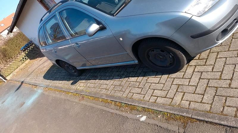 Gebraucht Skoda Fabia 80 PS (58 kW) 2006 Grau Kombi