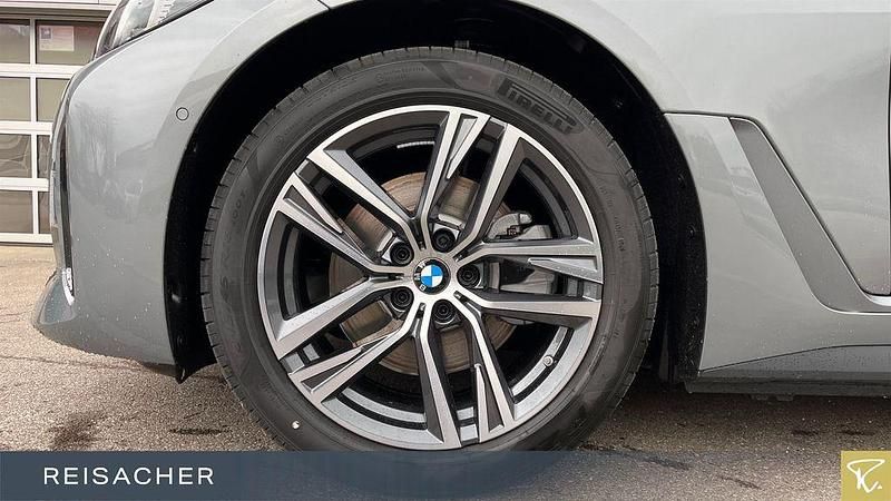 Gebraucht BMW i4 Comfort Edition 250 kW (340 PS) 2026 Skyscraper grau metallic Limousine