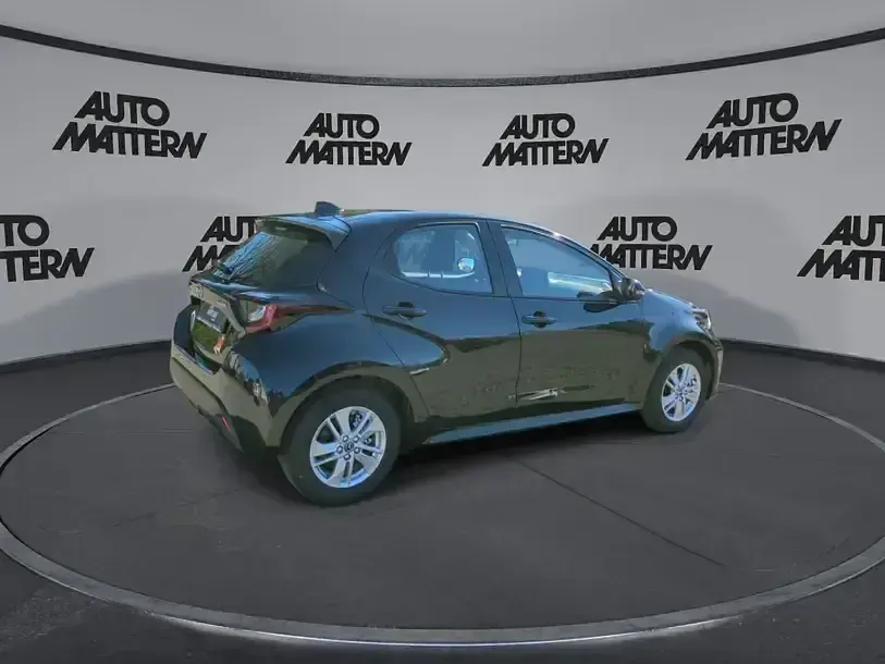 Neu Mazda 2 Center-Line 116 PS (85 kW) 2026 Lead grey Kleinwagen