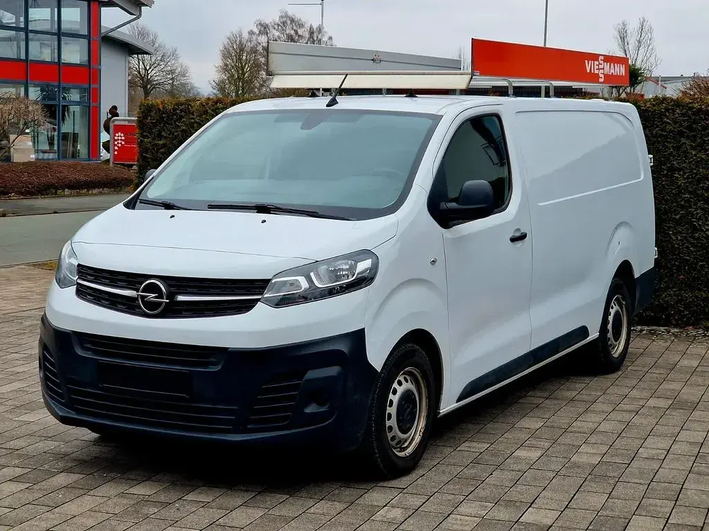 Gebraucht Opel Vivaro-e Combi Edition 144 PS (105 kW) 2023 Weiß Van / Kleinbus