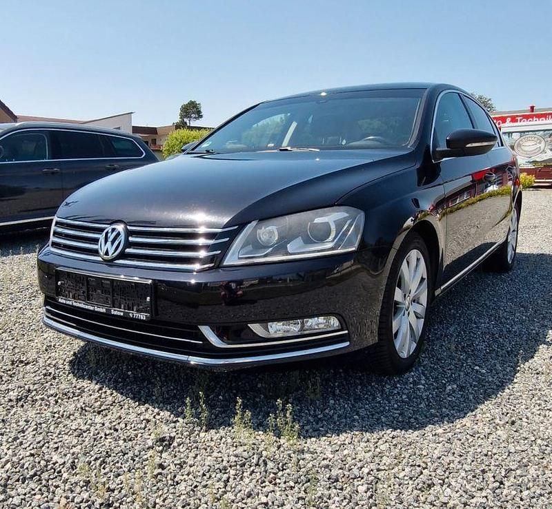Gebraucht VW Passat Highline 211 PS (155 kW) 2012 Schwarz Limousine